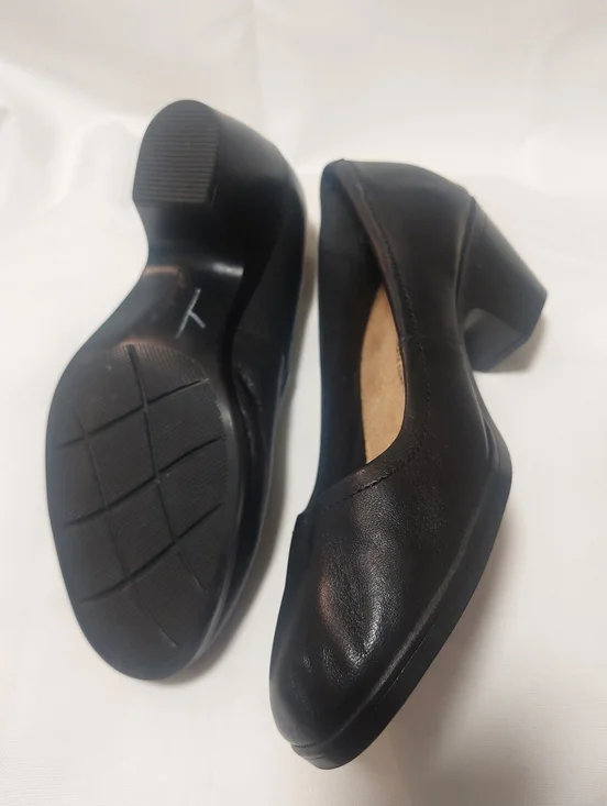 Clarks Black Low Block Heel Pump - Picture 6 of 7